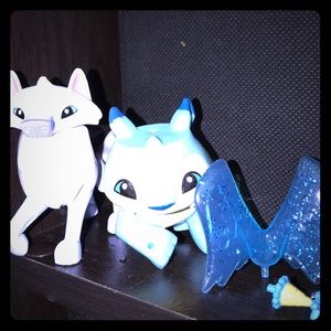 Animal jam arctic wolf and lynx set